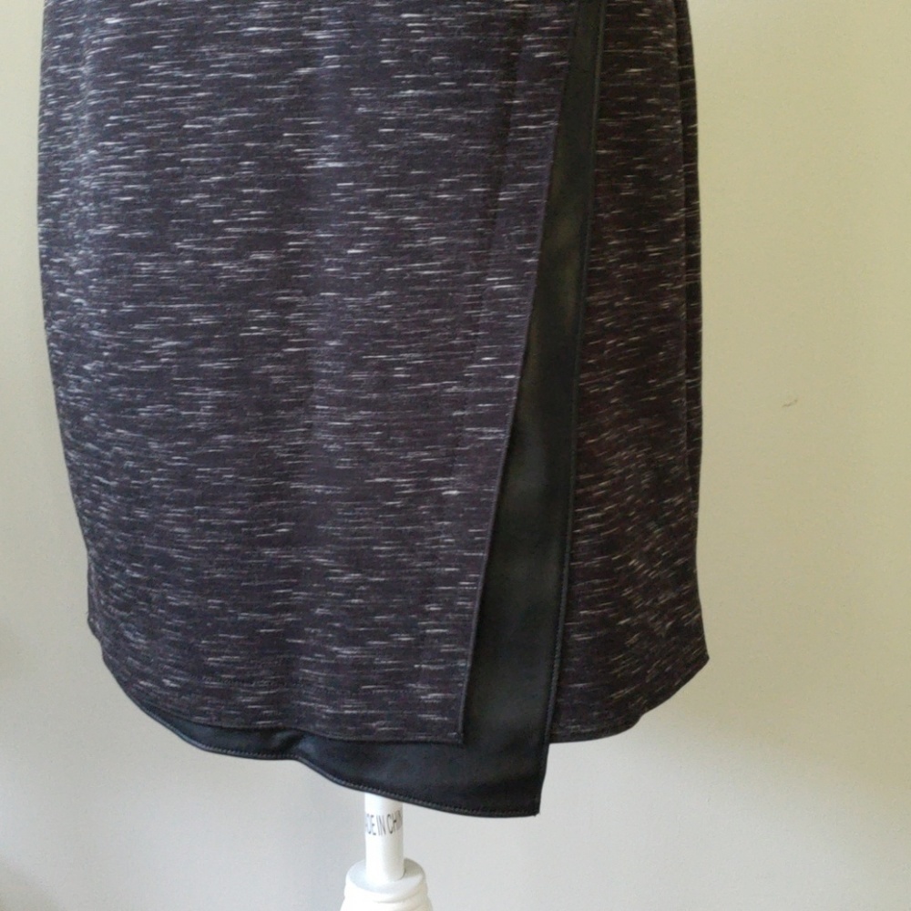 Kenneth Cole heather gray sheath dress with faux leather accent NWT - Picture 3 of 4